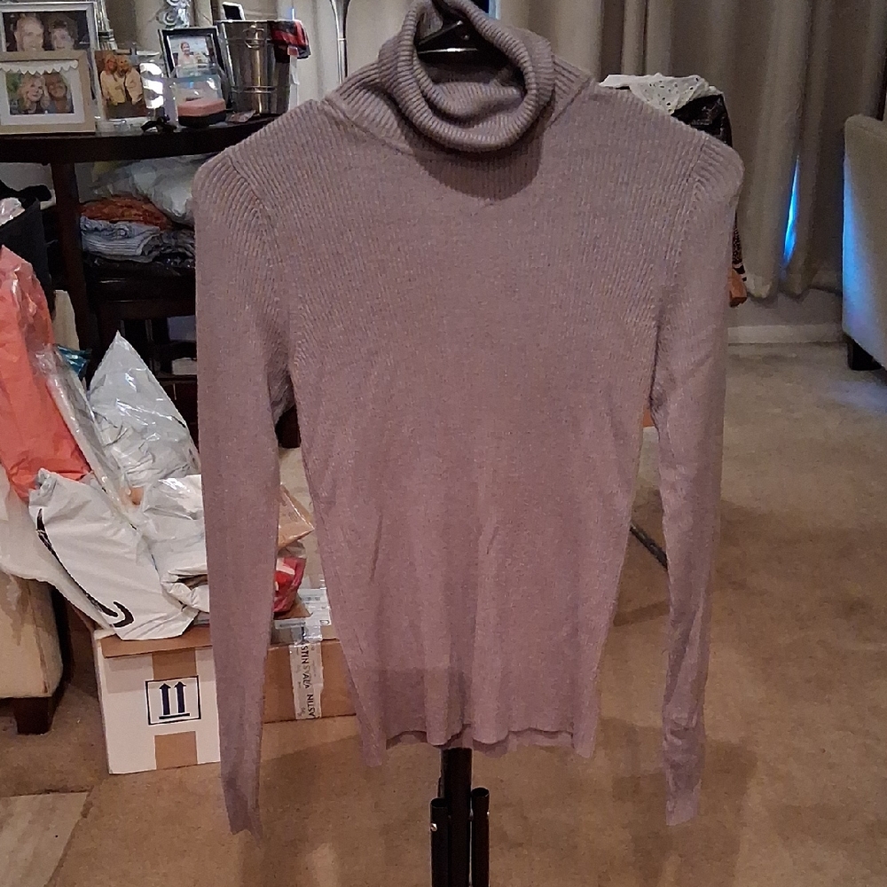 The Limited Heather Gray Turtleneck Sweater